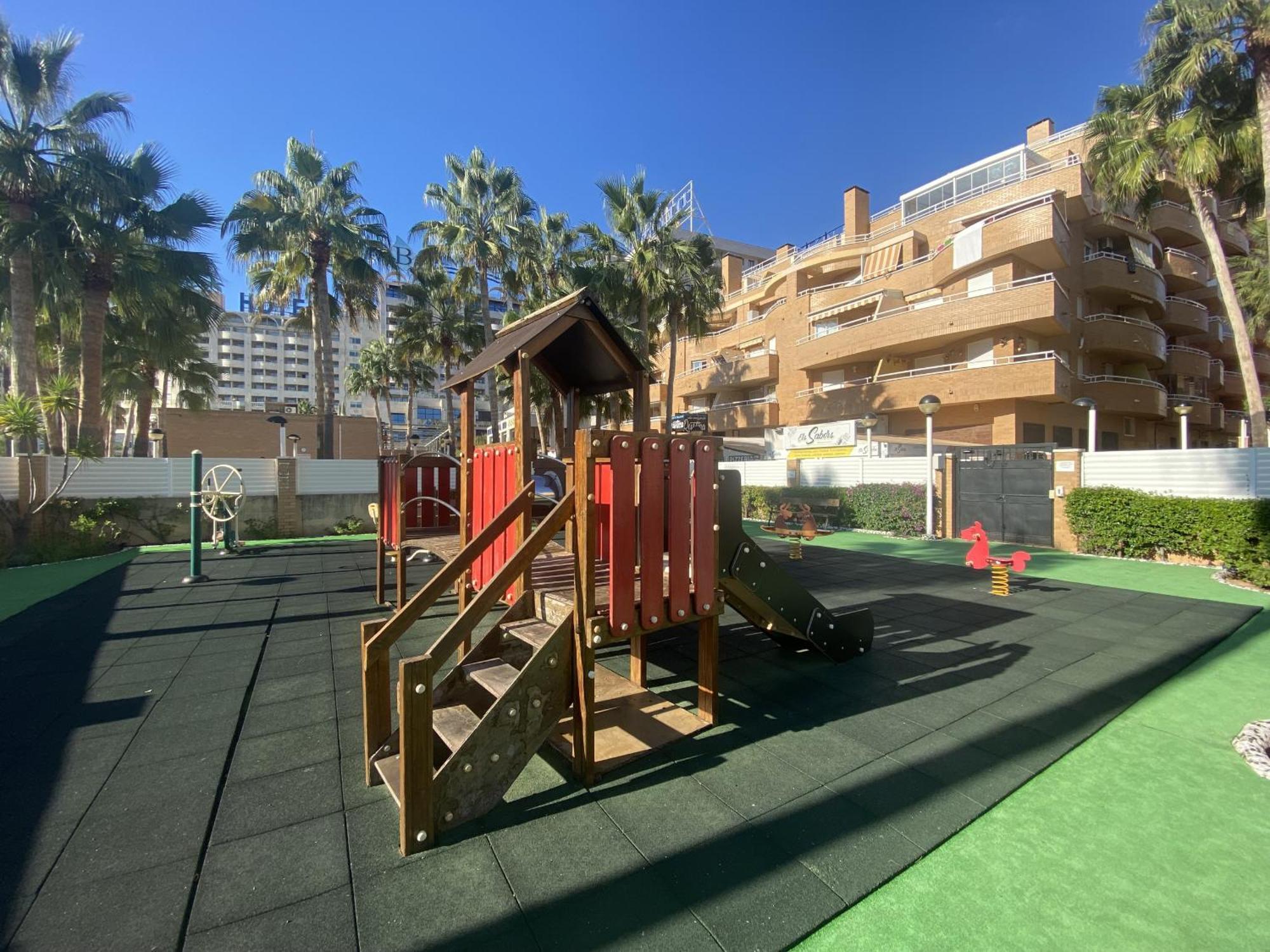 Apartamentos Marina Park أوروبيسا ذيل مار المظهر الخارجي الصورة