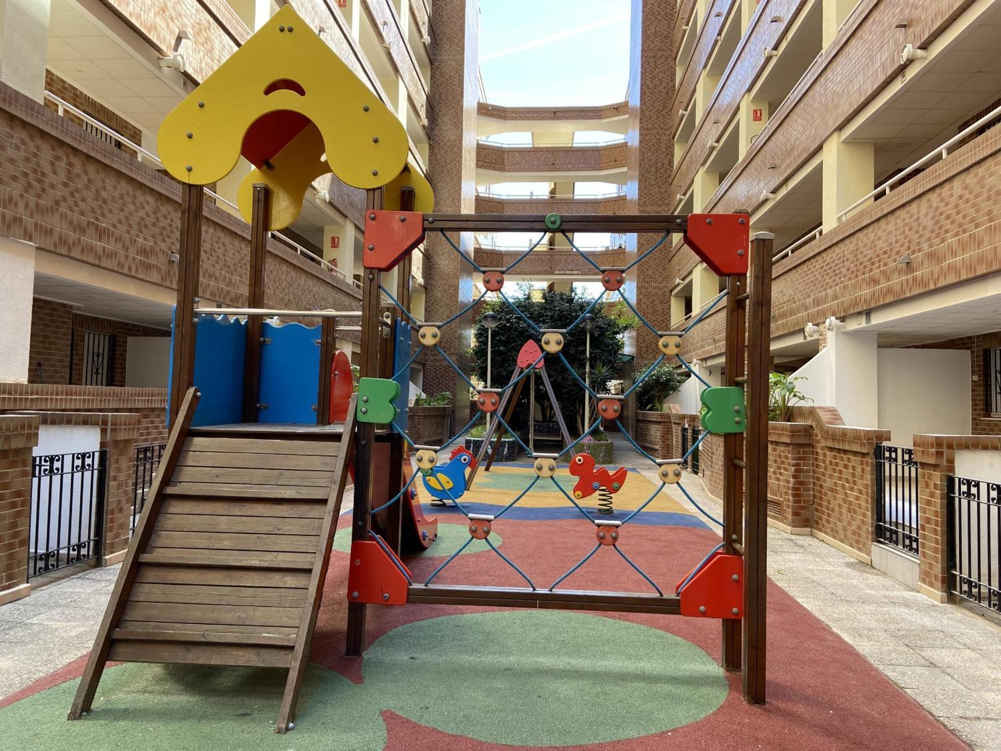 Apartamentos Marina Park أوروبيسا ذيل مار المظهر الخارجي الصورة